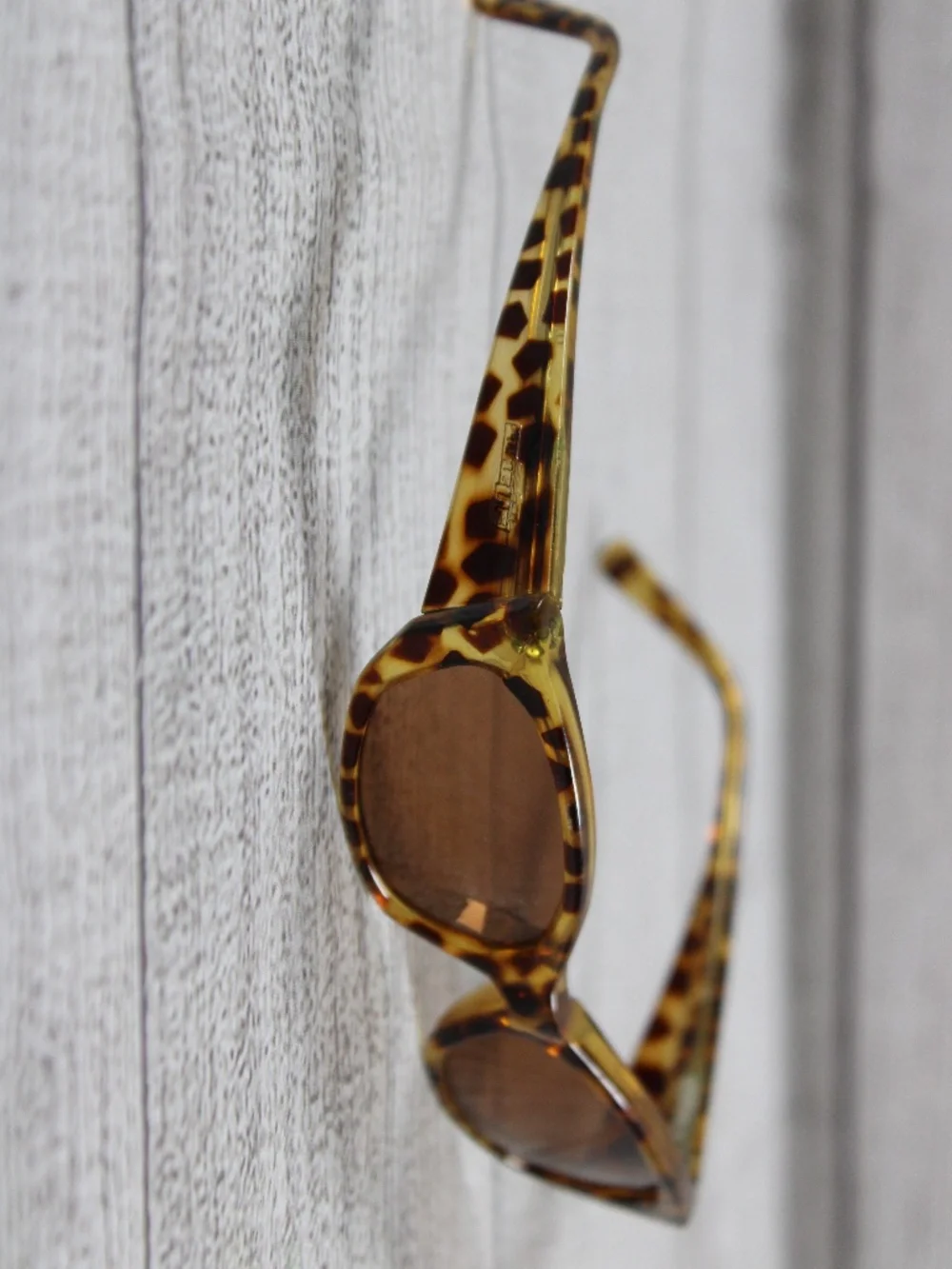 Arnette Mantis 125 Sunglasses Made in Italy Tortoise Woman